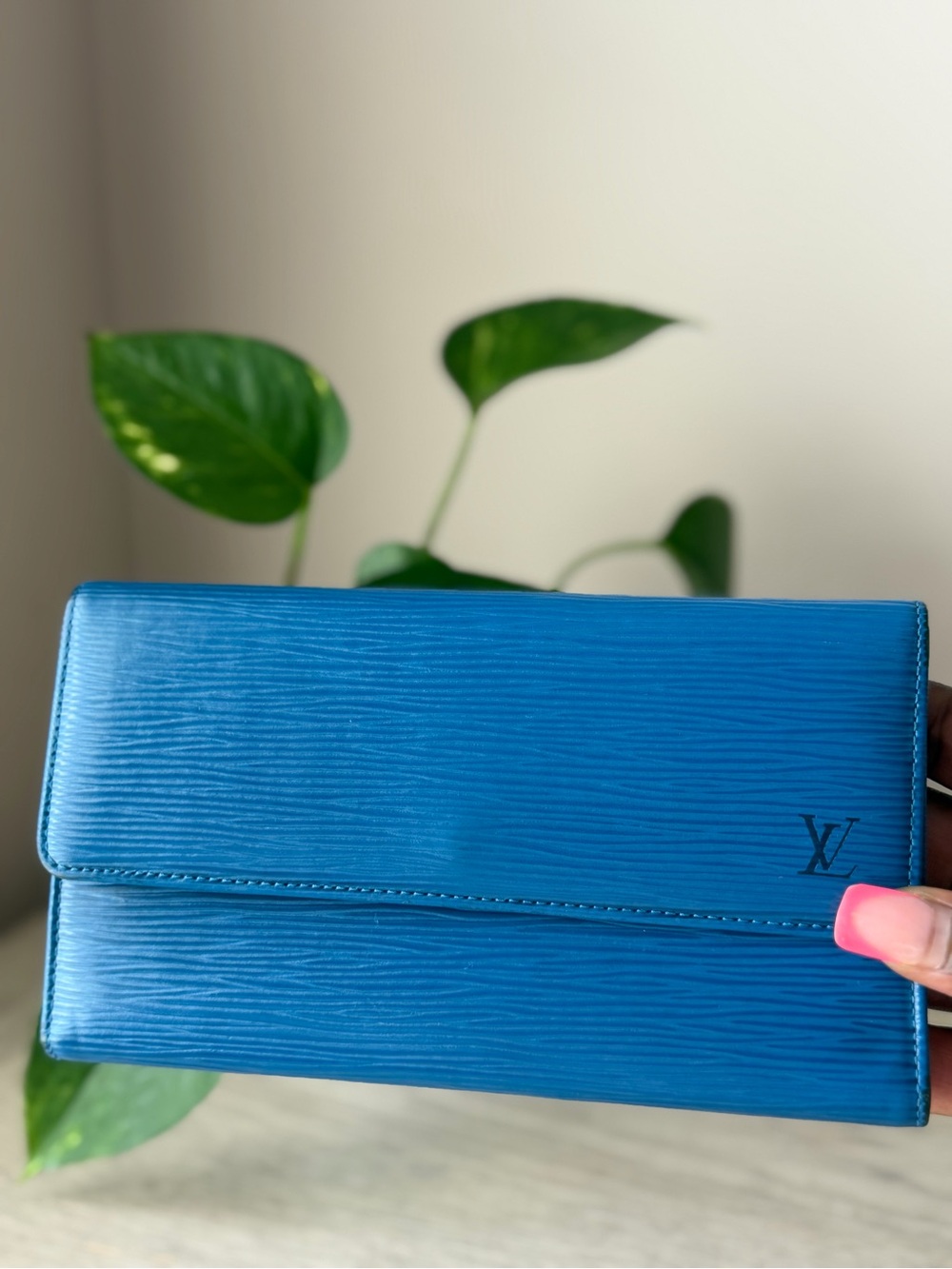 Louis Vuitton Bright Blue Sarah Epi Leather Wallet